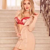 Amber Dubai escort