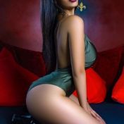 Ronna Amsterdam escort