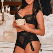 Cleo Amsterdam escort