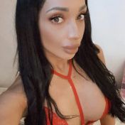 Sofia London escort