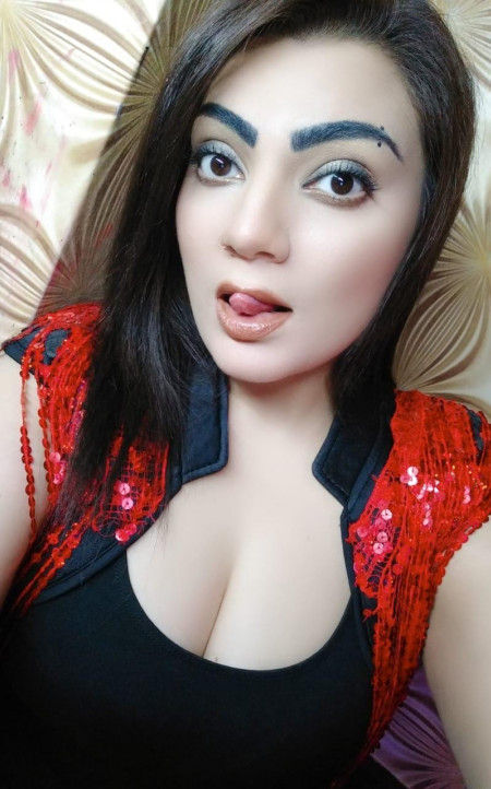 Kamya | +60 - 102 CALL 613 NOW 606 | Escorts in Subang Jaya Putrajaya escort