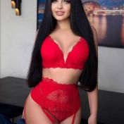 Glory London escort