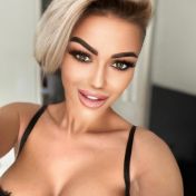 Evelina London escort