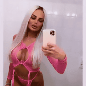 Lola London escort