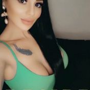 Allyah London escort