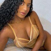 Pocahontas Marbella escort