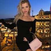 Lily perret Lisbon escort