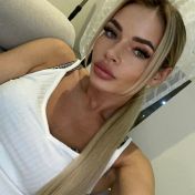 Veronika Dubai escort