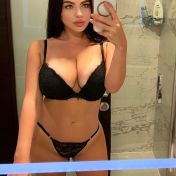 Daisy Dubai escort