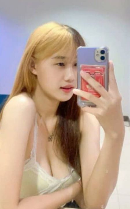 Carly Negeri Sembilan escort