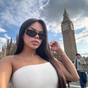 Nuage London escort