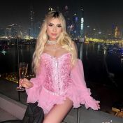 Luxia London escort