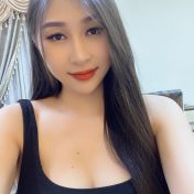 Lily Dubai escort