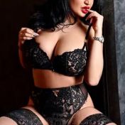 Sophia London escort