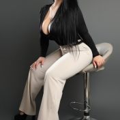 Paula Madrid escort