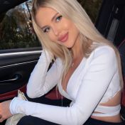 Alicia Frankfurt escort