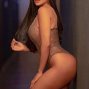 Kenny Abu Dhabi escort