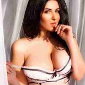 Amrita Arora Delhi escort