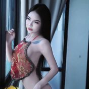 Jolie Johor Bahru escort