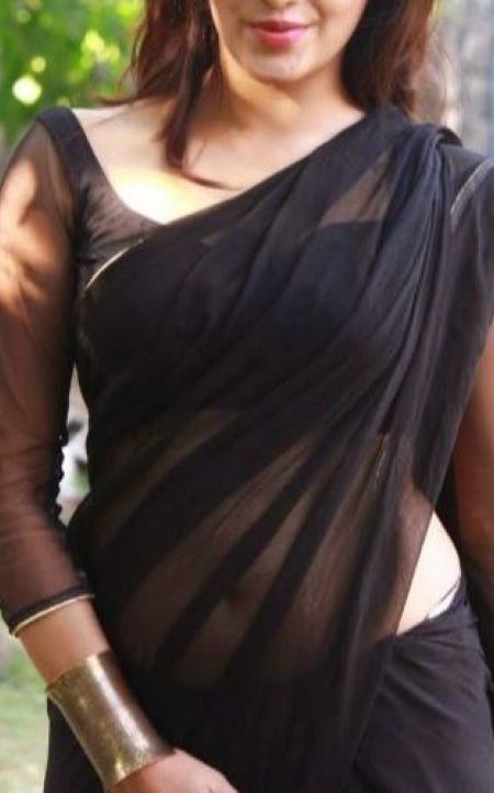 Mirnal Reddy Chennai escort